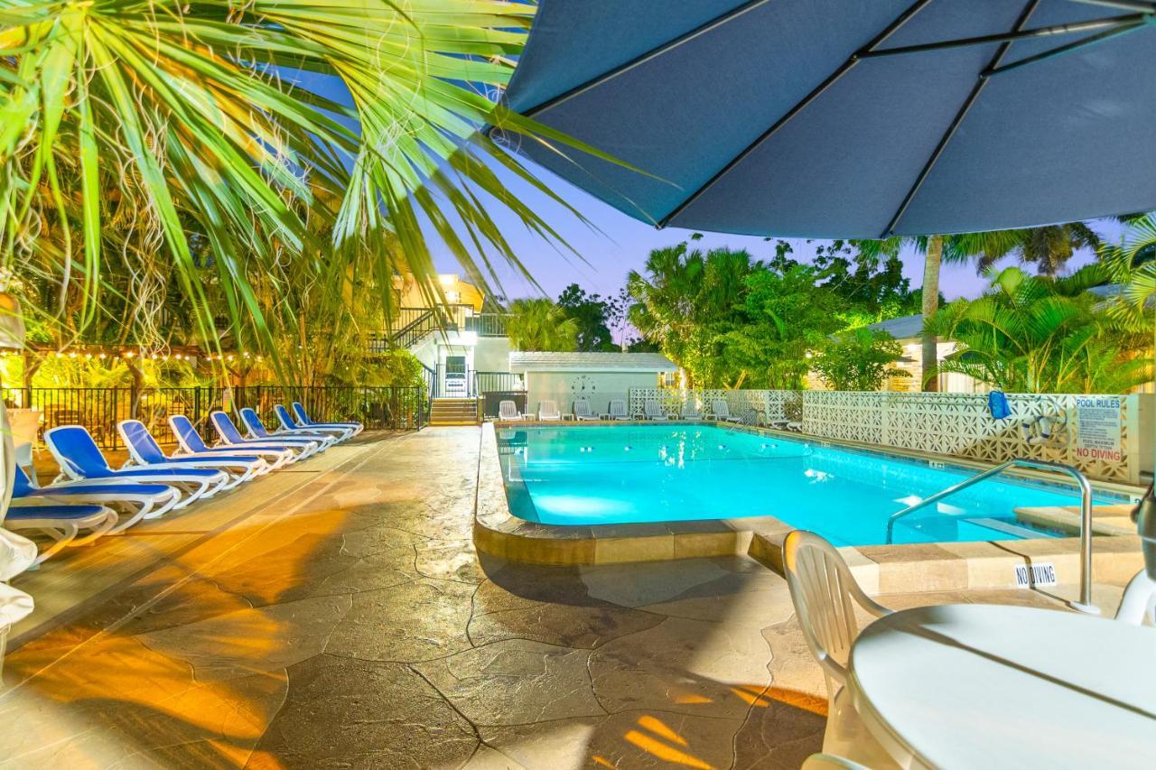 The Fairways Inn Of North Naples מראה חיצוני תמונה