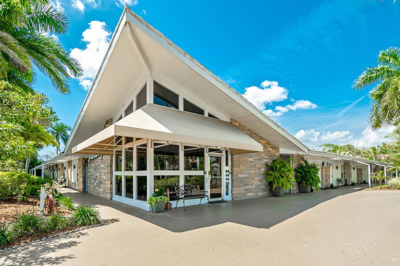 The Fairways Inn Of North Naples מראה חיצוני תמונה
