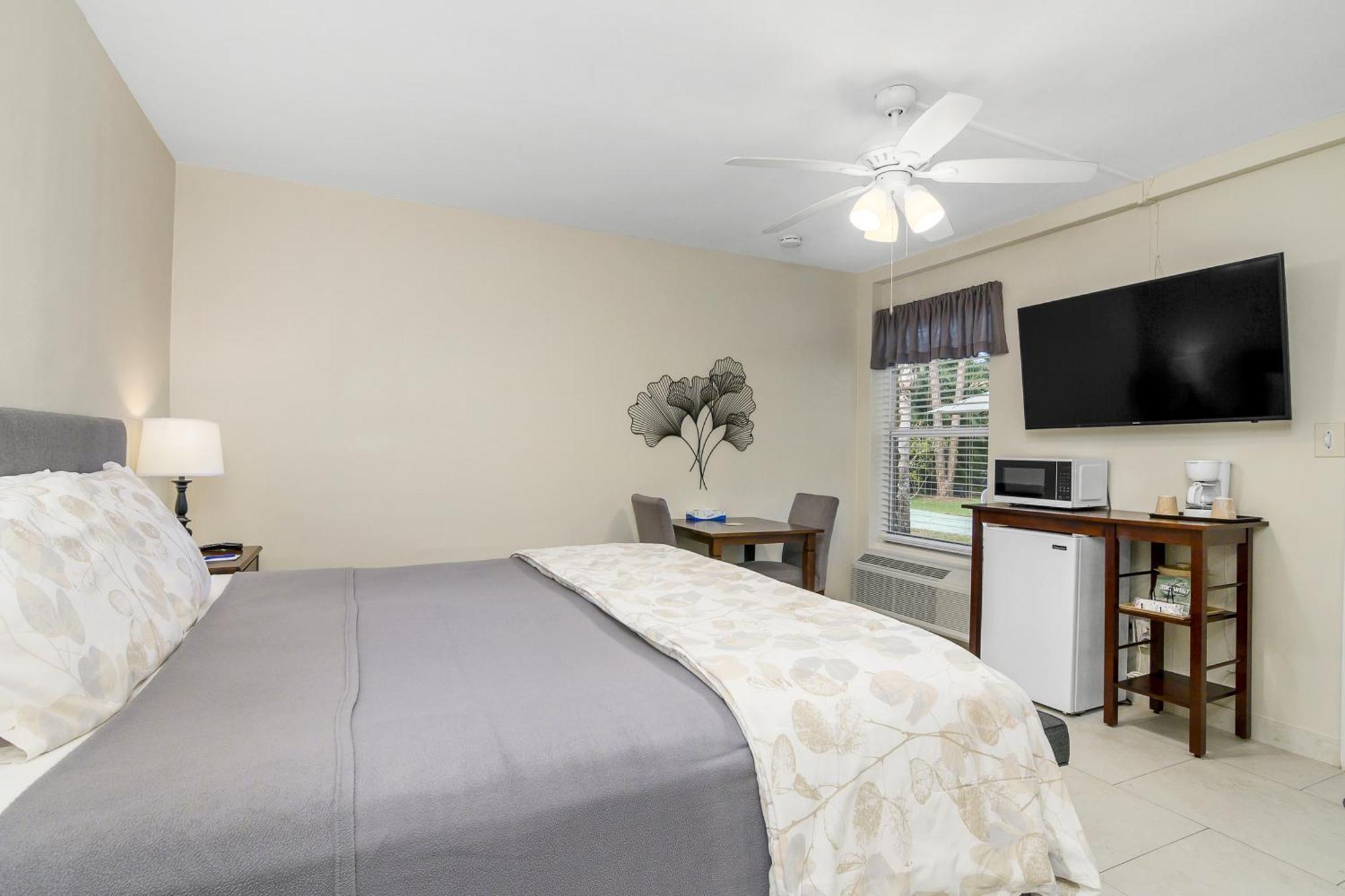 The Fairways Inn Of North Naples מראה חיצוני תמונה