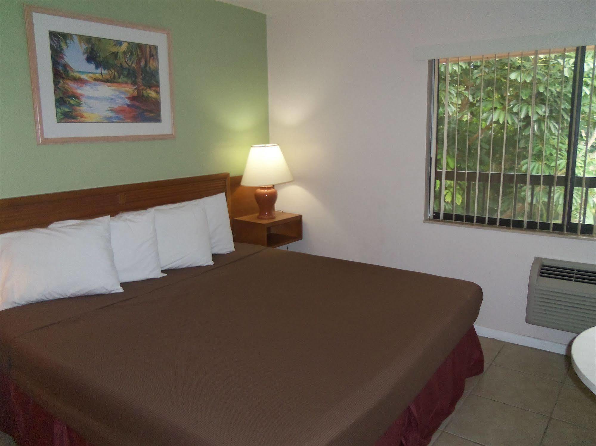 The Fairways Inn Of North Naples מראה חיצוני תמונה